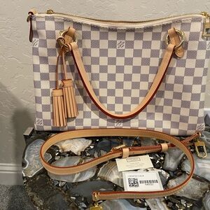 Louis Vuitton Lymington - Mint Condition and Absolutely Gorgeous